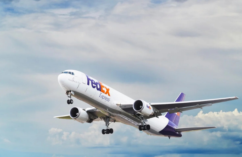Chuyển phát nhanh quốc tế qua FedEx